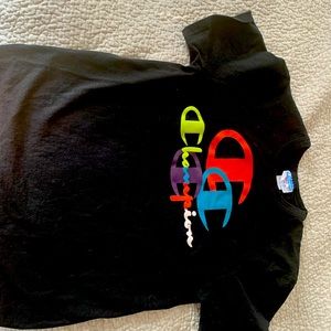Champion T- small, like new
